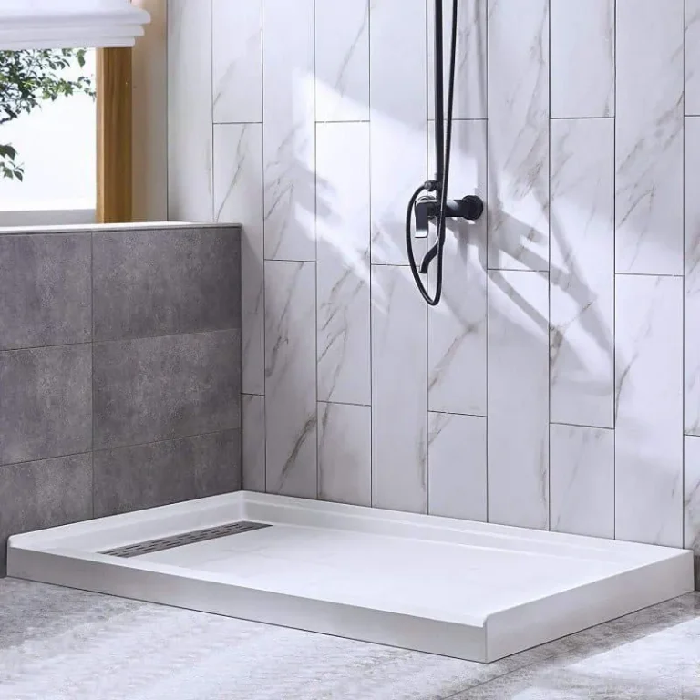 Base de douche avec drain linéaire gauche 60” x 32” - Alcôve